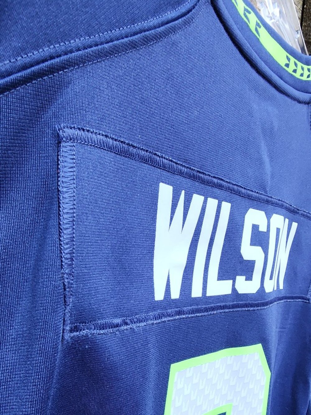 EUC Seahawks Authentic Men's L Nike Jersey Wilson #3 Seattle - Picture 15 of 16